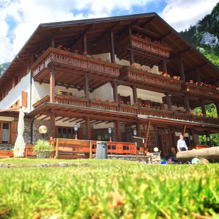 Hotel Le Pinete Piazzatorre Exterior foto